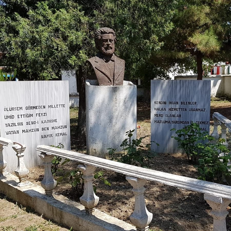 Namık Kemal Cemetery