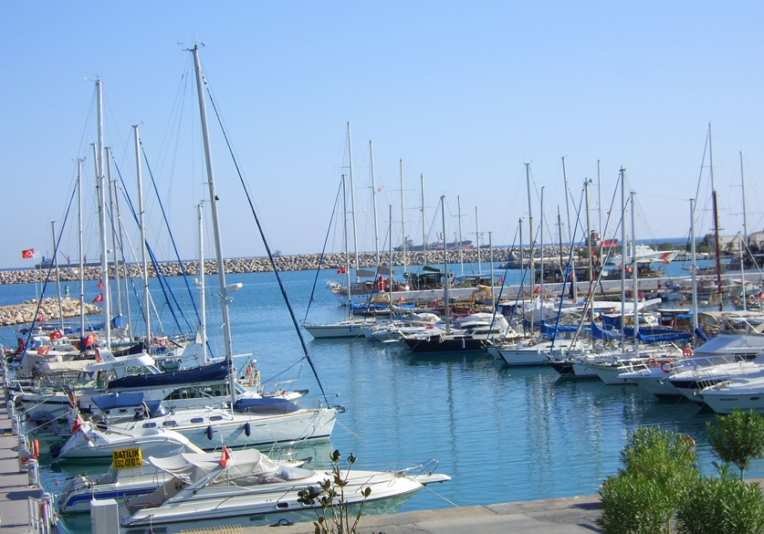 Setur Marina.